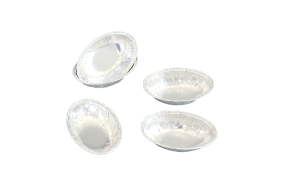 Processus de recyclage et de traitement de la vaisselle de table en aluminium