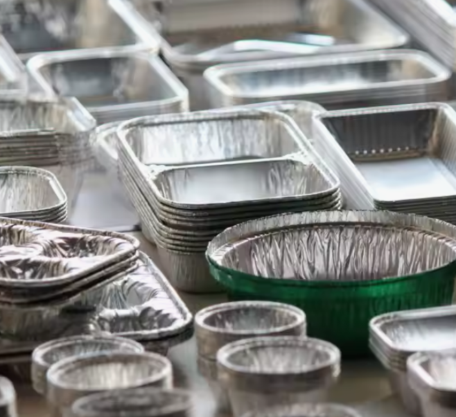 La vaisselle en aluminium peut-elle vraiment remplacer la vaisselle en plastique ?