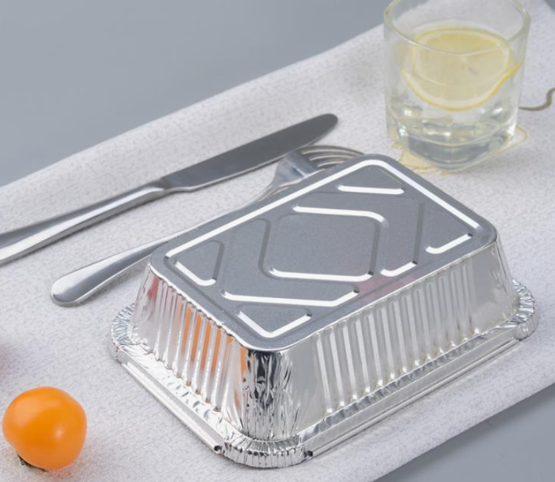 Vaisselle en aluminium : est-ce le choix le plus pratique pour la restauration et les plats à emporter ?